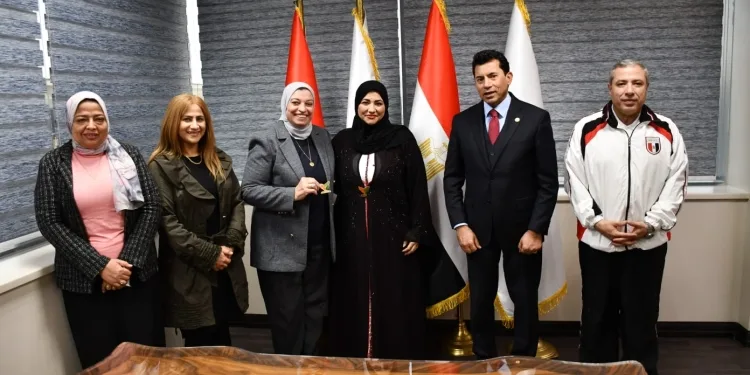 Egypt Minister of Youth meets the chair of Sawaed Emirates