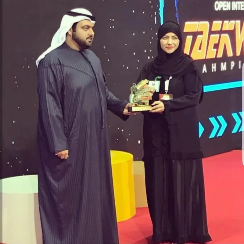 فريق سواعد زايد التطوعي يشارك في تنظيم بطولة الفجيرة الدولية المفتوحة السادسة للتيكوندو التي حضت بحضور كريم من سمو الشيخ محمد بن حمد الشرقي ولي عهد إمارة الفجيرة و الذي كرم أعضاء ا