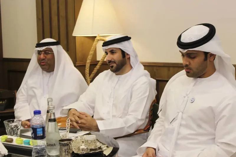 استضافة وتكريم فريق سواعد زايد فالامسية الحوارية للاعلام المحلي في اوبرا كافيه تحت رعاية جمعية الغجيرة الثقافية كل الشكر استاذ الظنحاني والاستاذة الحفيتي والاستاذ المنصوري على الاس