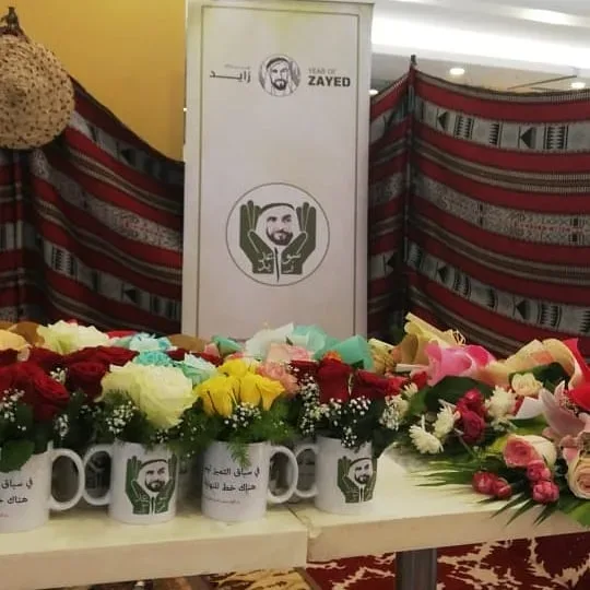 هدايا رمزيه للمتطوعين المشاركين وباقات رود للمتميزين ايضا فكل الشكر لكل من ساندني وساهم في انجاح فعاليات سواعد زايد