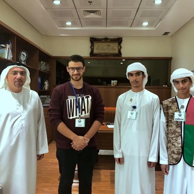 مبادرة برنامج سواعد زايد التطوعي ليوم العلم في مستفشى الشرق 🇦🇪