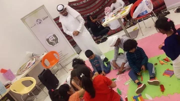 فعاليات فريق سواعد زايد التطوعي في اللولو هايبر ماركت