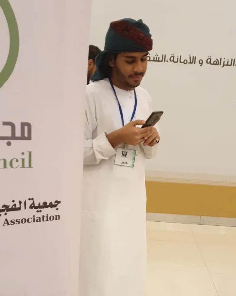 متطوعين فريق سواعد زايد التطوعي في اللولو هايبرماركت