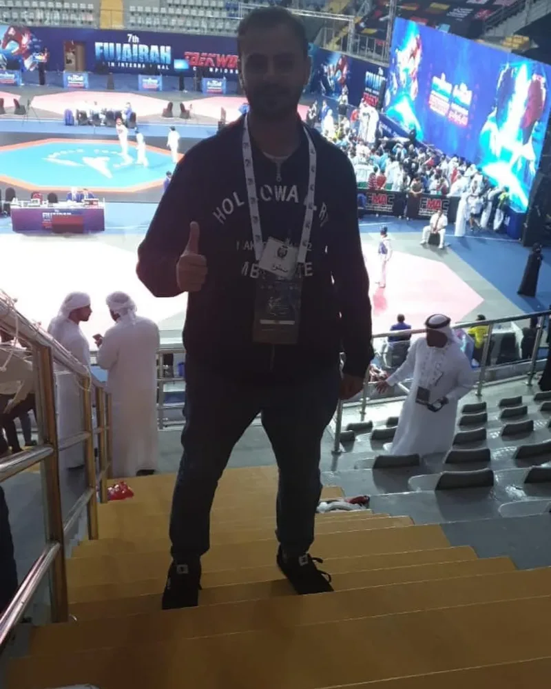 اسره فريق سواعد زايد التطوعي خلال تنظيم بطولة الفجيرة للتايكواندو في مجمع زايد الرياضي بالفجيرة اليوم الثاني 2/2/2019