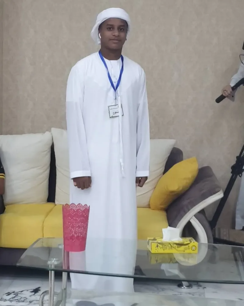 مشاركة فريق سواعد زايد التطوعي مع نادي اتخاد كلباء الرياضي الثقافي وتقديم فريق سواعد زايد فقراته المتنوعة من مسابقات والعاب رياضية وترفيهية شعبيه وامثال تراثية ومسرحية ورزفات امارا
