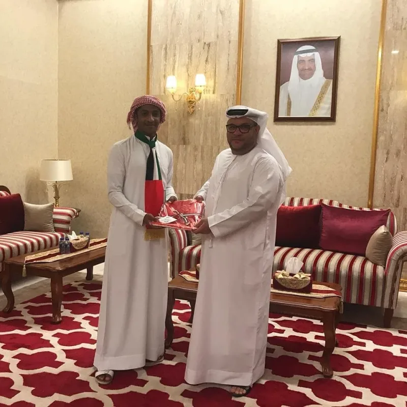 تم بعون الله ورعايته توزيع 20علم من اعلام الدولة على الجهات المختلفة الخاصة والحكومية بامارة الفجيرة وكلباء وخورفكان لمبادرة ارفعه عاليا ليبقى شامخا من قبل جمعية سواعد الامارات الت