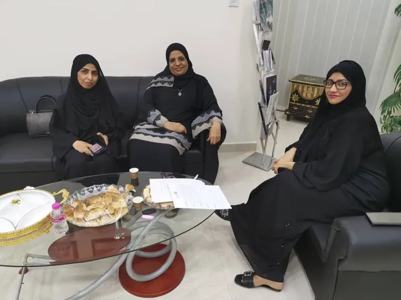 عند اجتماعي بأعضاء مشاركيننا في فعاليات اليوم الوطني والاتفاق على ماسيتم خلال الفعاليات باذن الله
