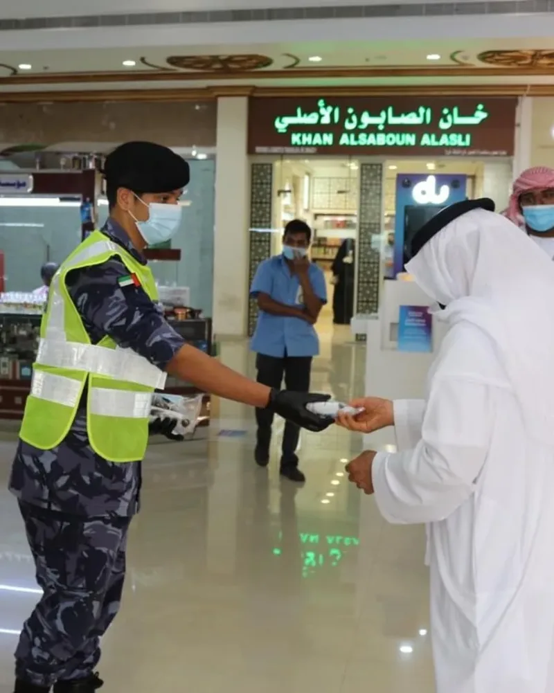 نظمت جمعية سواعد الامارات التطوعية مبادرة وقايتك بيدك في جمعية الشارقة التعاونية في خورفكان بتاريخ 18/4/2020. للمرة الرابعة تلبية لرغبة الجمهور والإدارة الكريمة